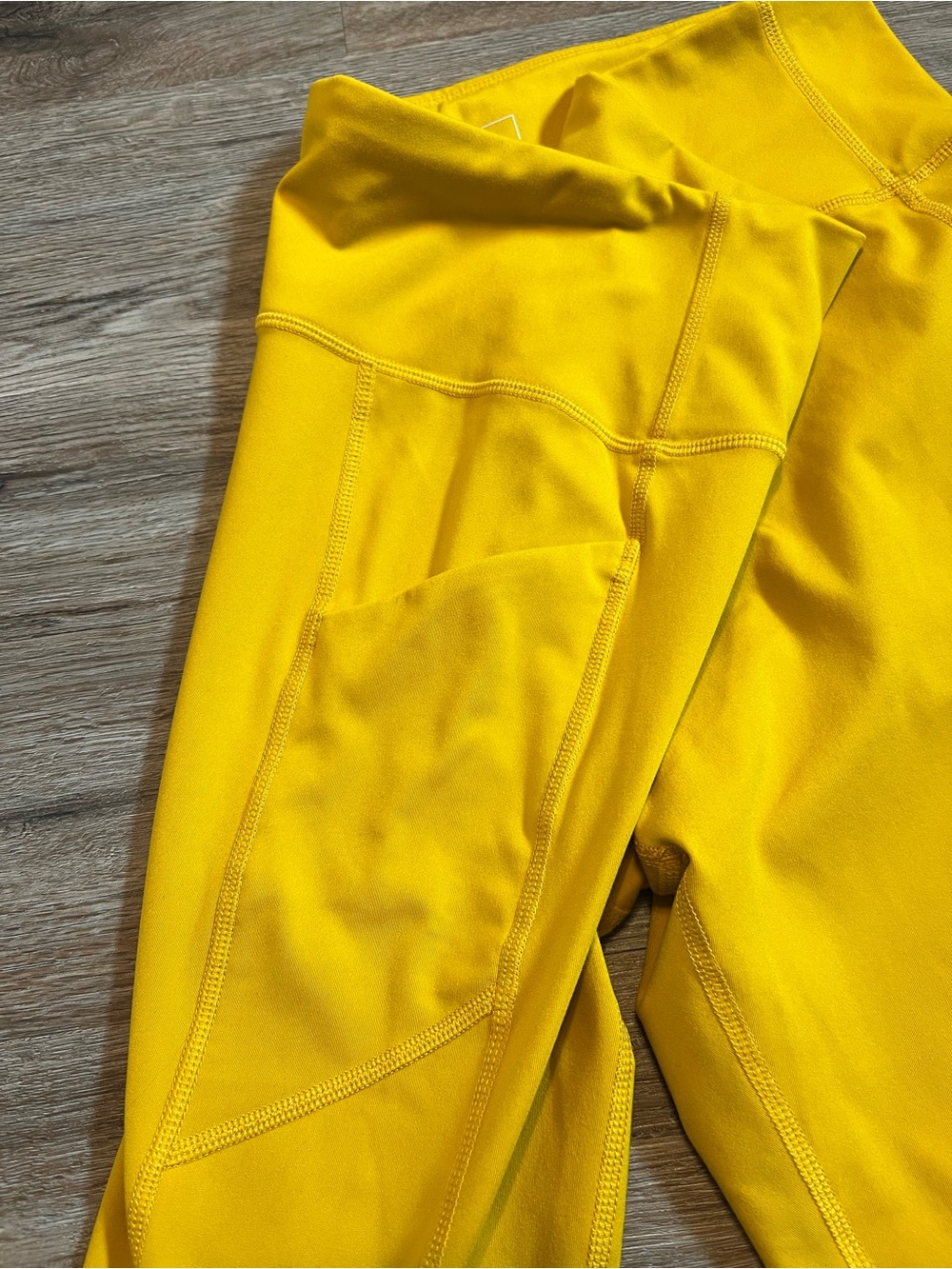FIGS Underscrub Leggings Mustard Yellow Size Large - Picture 3 of 7